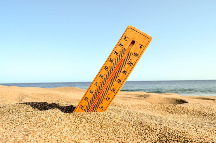 BEAT THE SOARING HEAT & STAY SAFE FROM SUNSTROKES